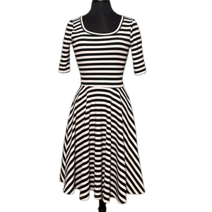 LuLaRoe Black & White Stripped Women’s Dress Size Small